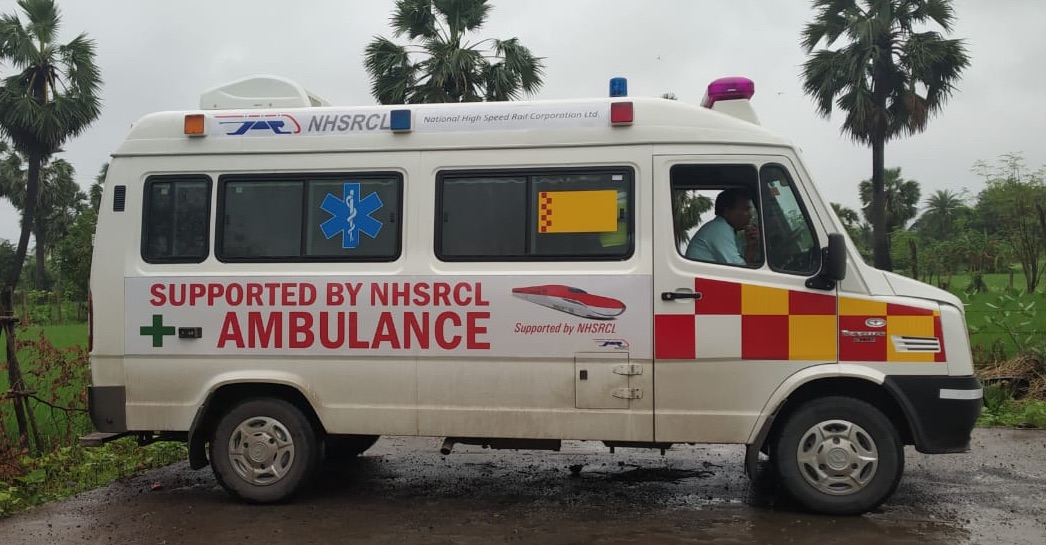NHSRCL कडून महाराष्ट्र विभागात फिरते आरोग्य पथक (Mobile Health Unit) देणगी म्हणून देण्यात आले.